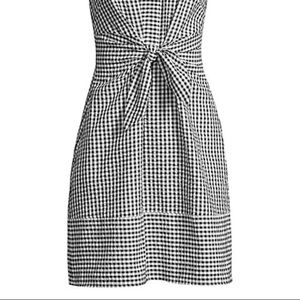 Vineyard vines size 2 gingham check knee height dress.